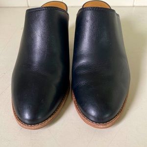 [Madewell] The Harper Leather Heeled Mule in True Black